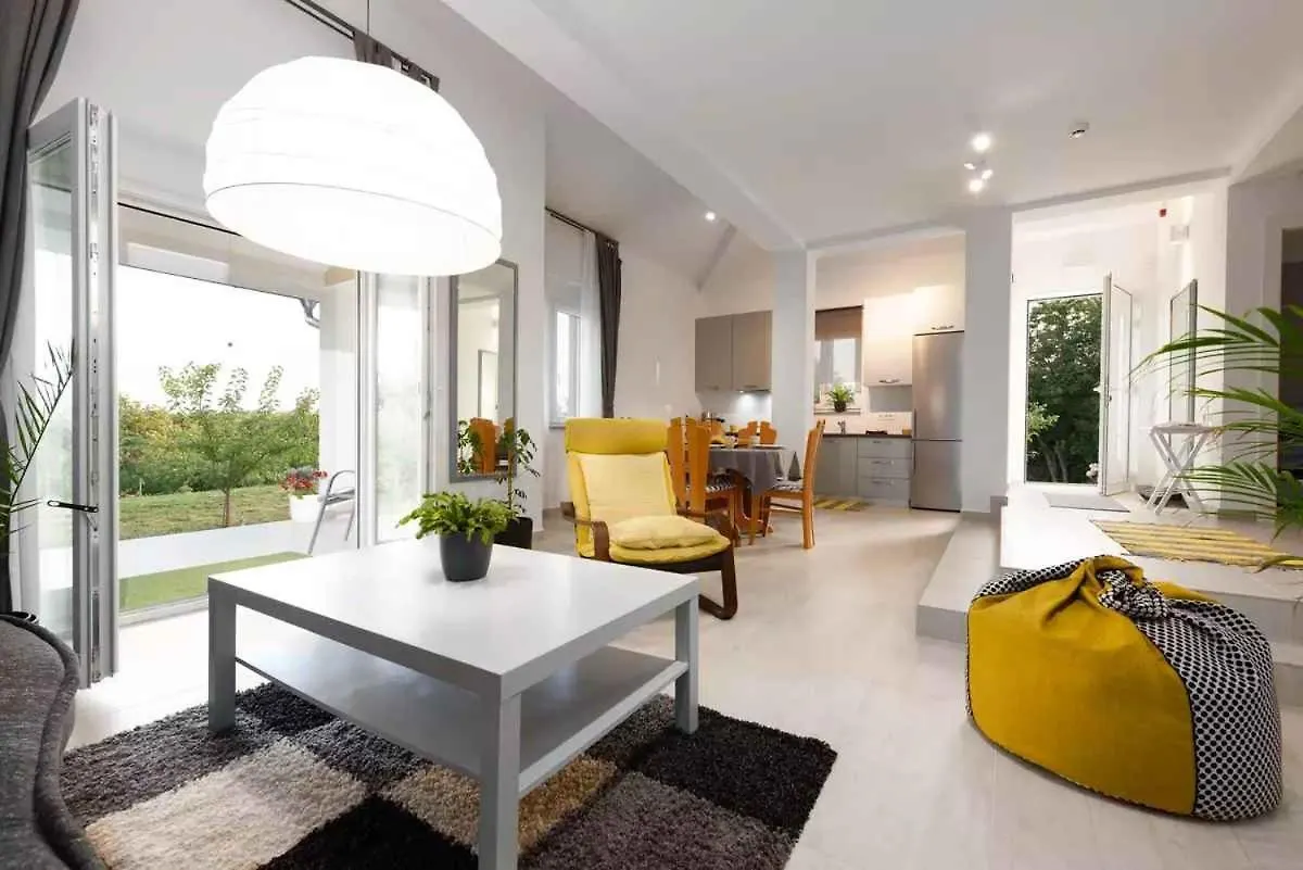 Holiday Home In Rijeka 49910